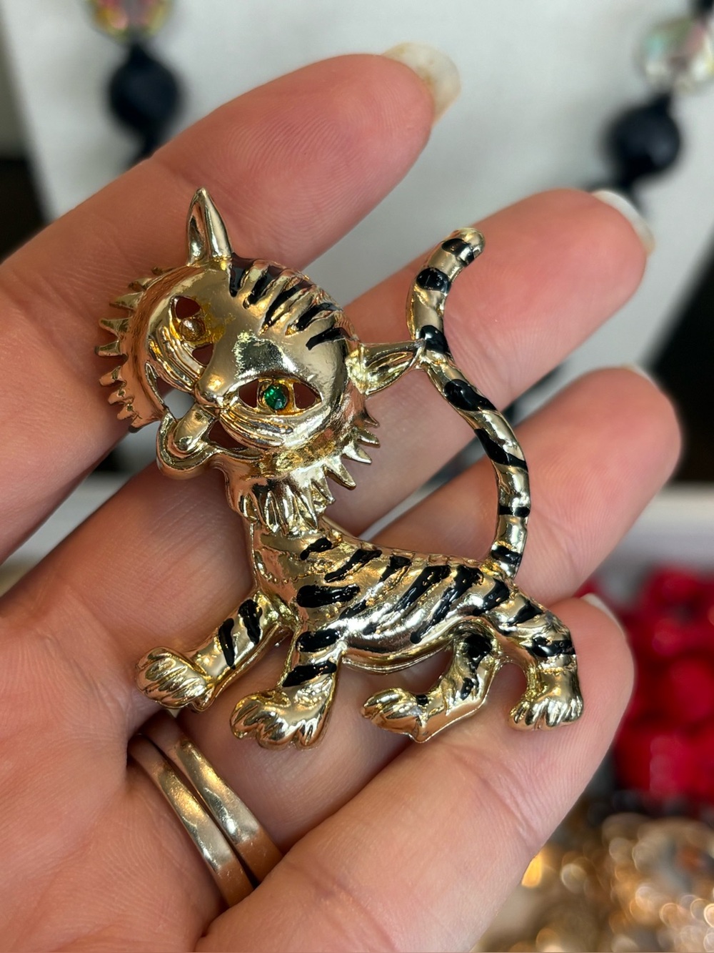 Vintage Gold Tone Tiger Brooch